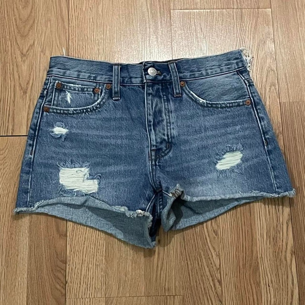 Madewell Relaxed Jean Shorts 23 Distressed Medium Blue Cut-Off Button Fly